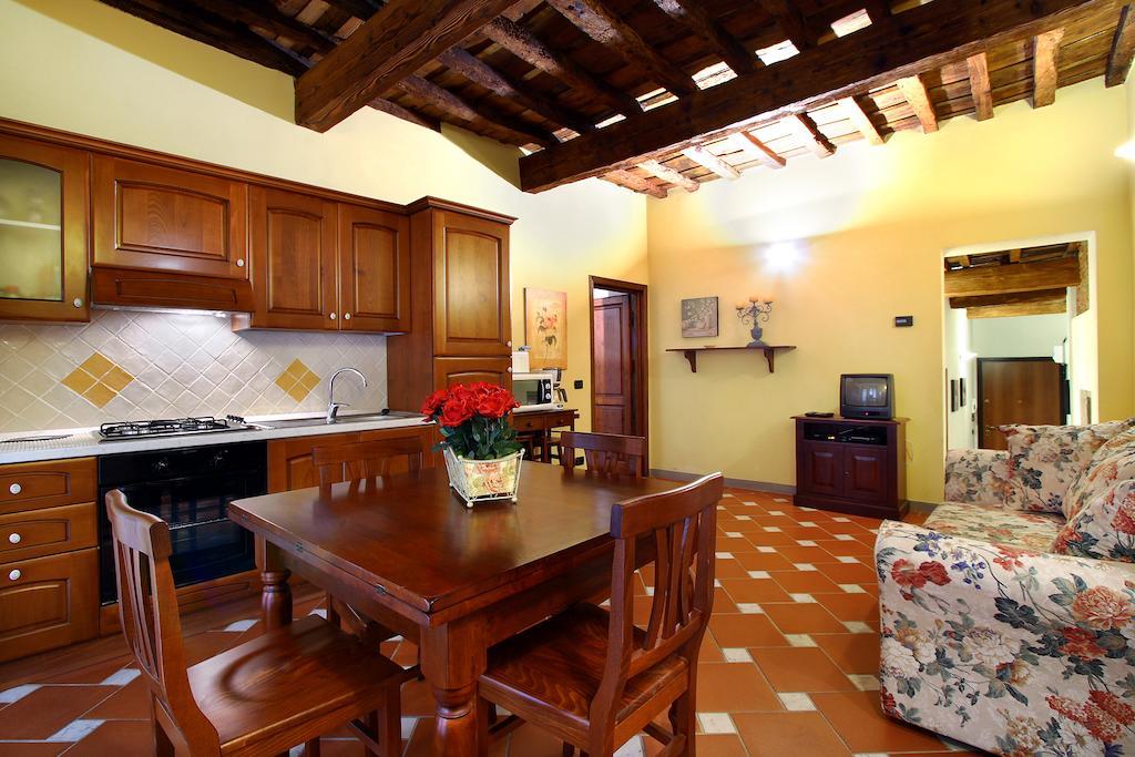 Aleri Apartman Firenze Szoba fotó